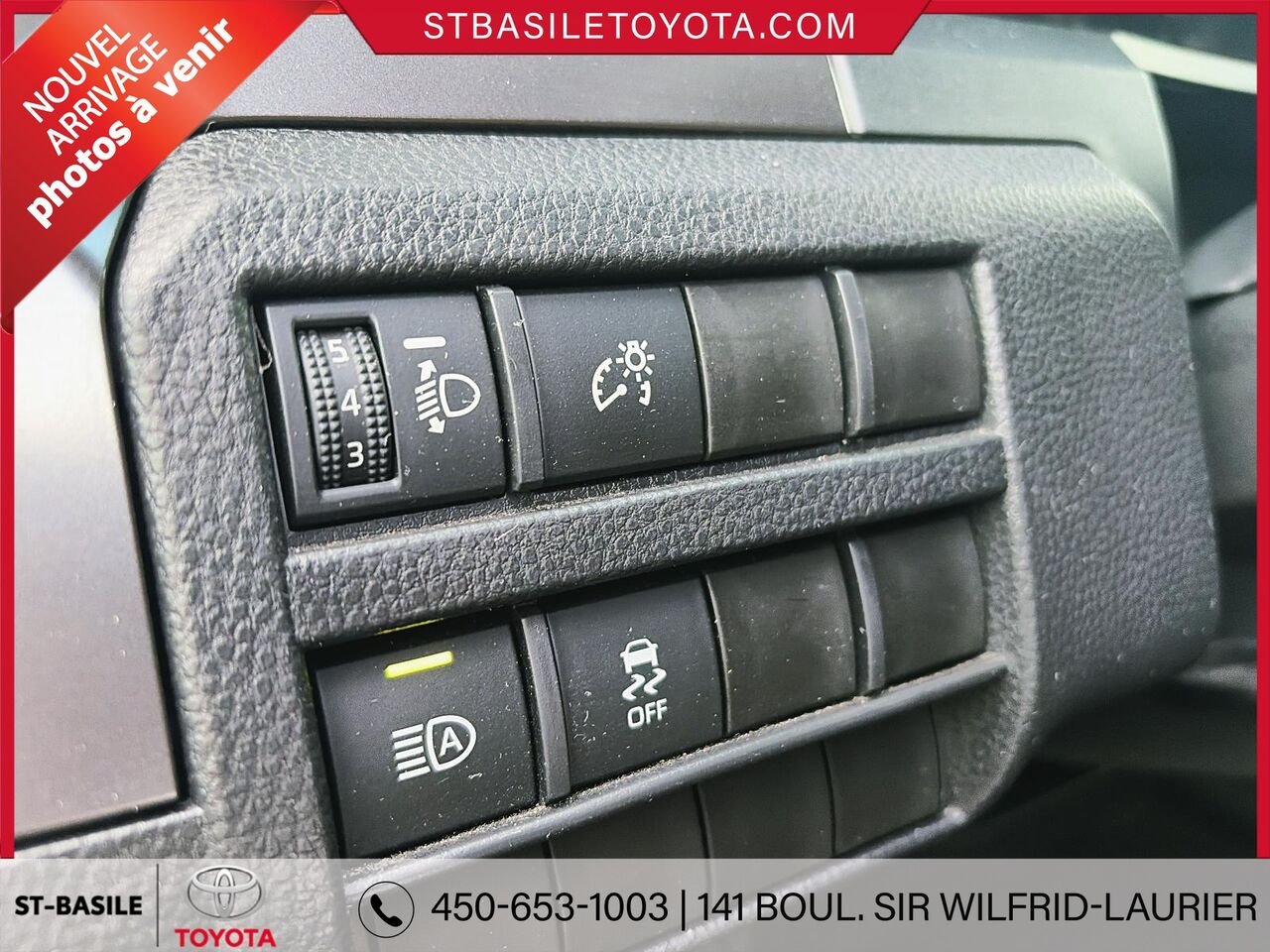 2025 TOYOTA TACOMA Grey Saint-Basile-le-Grand - photo #9