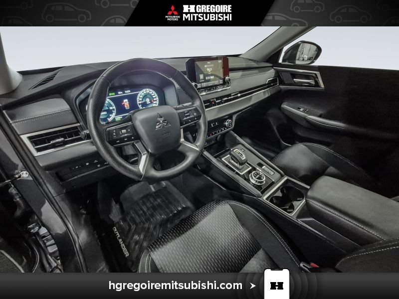 Mitsubishi Outlander PHEV 2025 Gris Blainville - photo #18