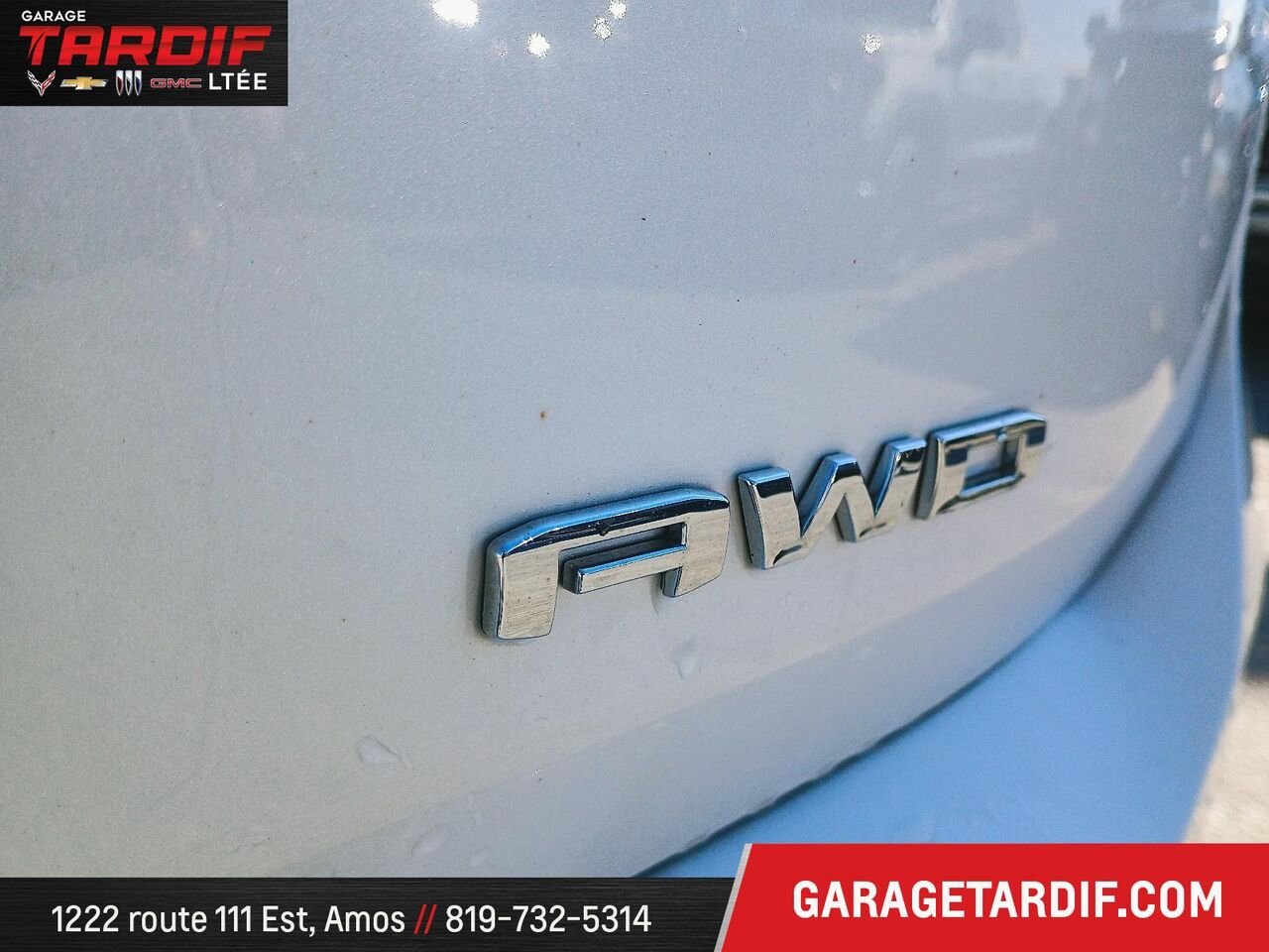 2024 GMC TERRAIN DENALI AWD Traction intégrale 4 portes Denali White Amos - photo #8