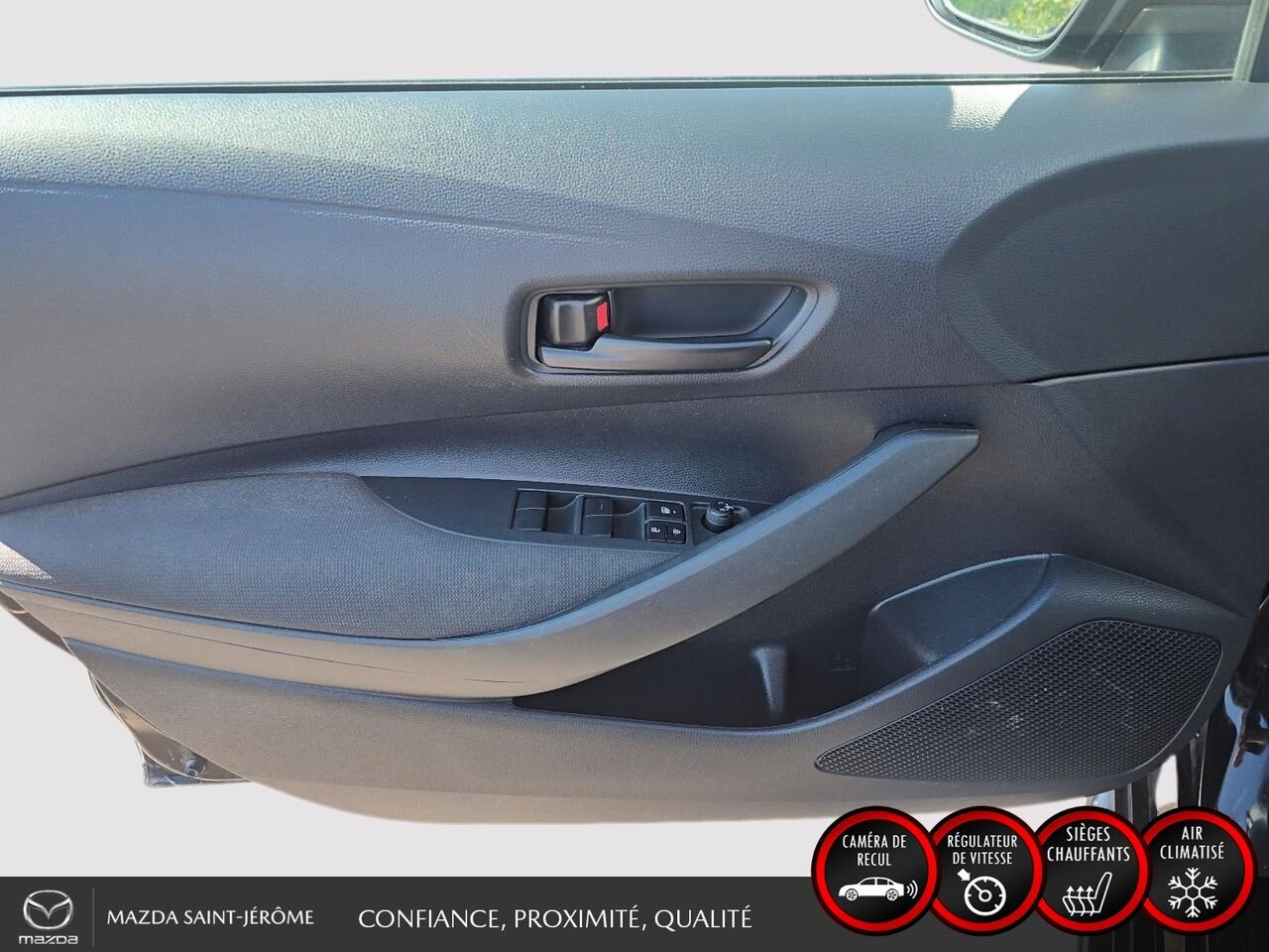 Toyota Corolla 2023 Noir Ste-Agathe des Monts - photo #11