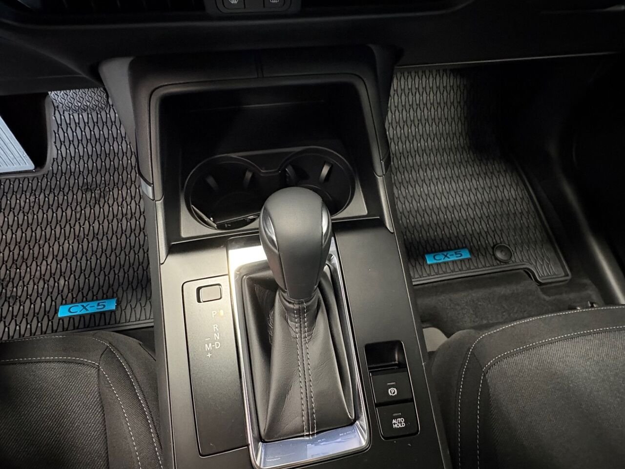 2026 MAZDA CX-5 GX Jet Black Mica Châteauguay - photo #10