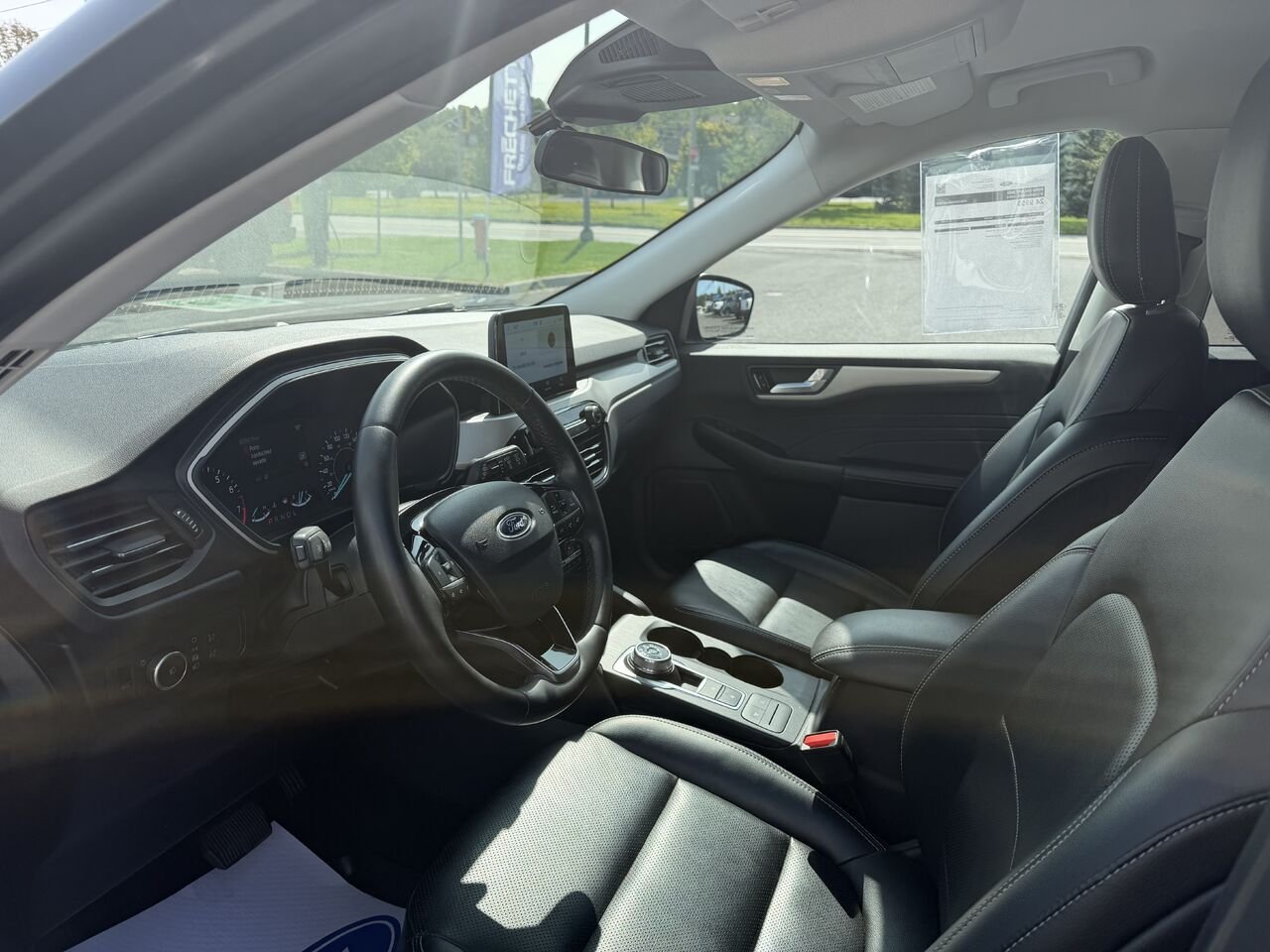Ford ESCAPE 2022 Gris Montmagny - photo #6