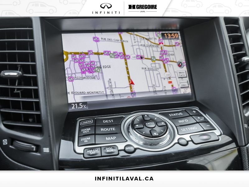 2017 Infiniti QX70 Saint-Eustache - photo #16