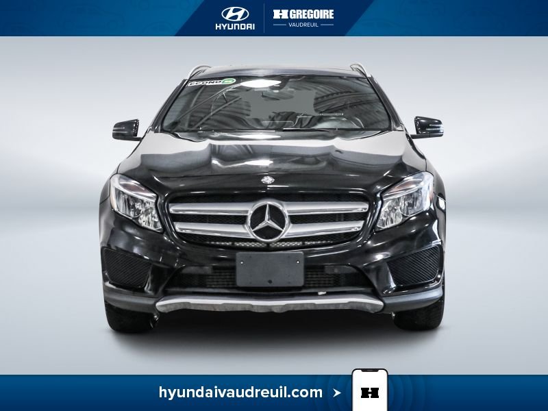 2016 Mercedes Benz GLA Black Saint-Eustache - photo #2
