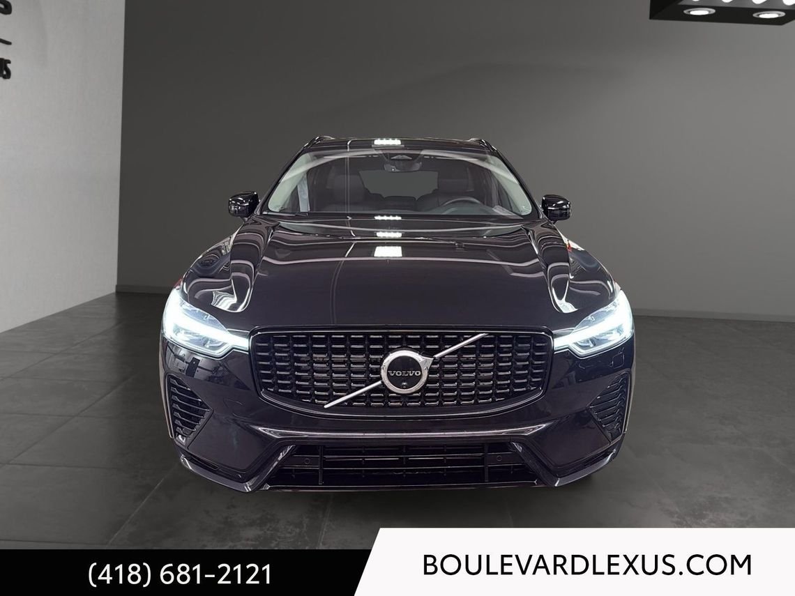 Volvo XC60 19370A | Recharge Plus Dark 2023 Noir Québec - photo #1