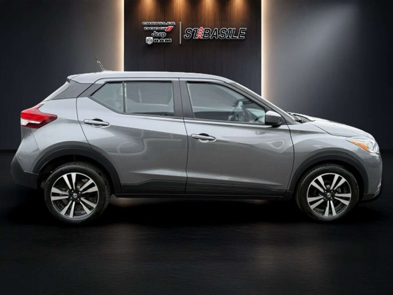 Nissan Kicks 2019 Gris Saint-Basile-le-Grand - photo #3