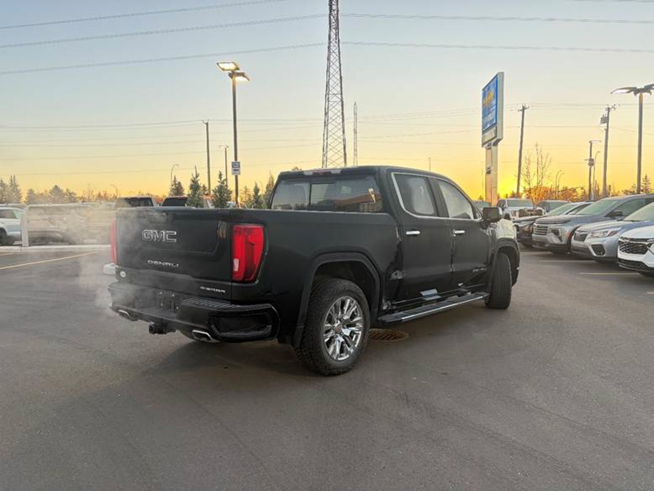 2023 GMC Sierra 1500 4WD Crew Cab 147 Denali Black Sherwood Park - photo #2