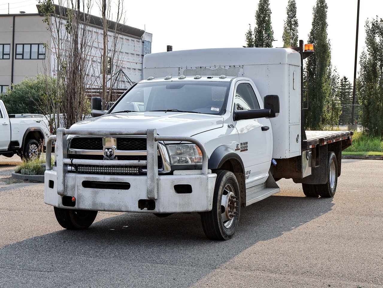 2014 Ram 5500 4WD Reg Cab 204 WB 120 CA ST White Sherwood Park - photo #3