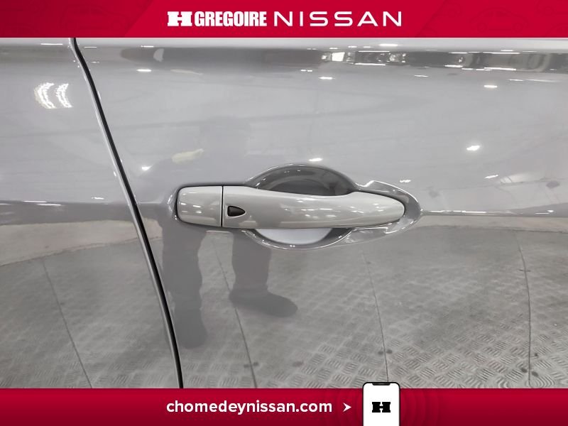 2023 Nissan Kicks Grey Laval - photo #12
