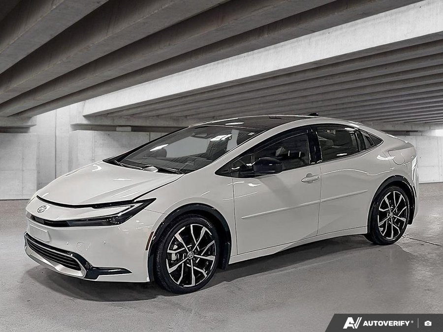 2025 Toyota Prius Plug-In Hybrid 2025 Wind Chill Pearl