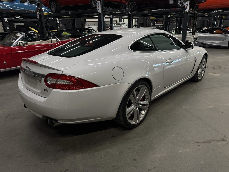 2011 Jaguar XK 2011 White