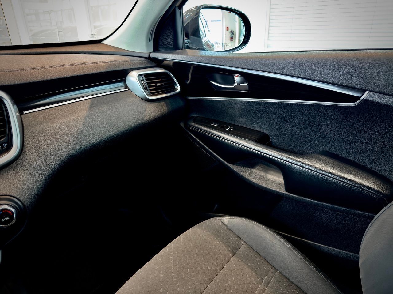 Kia Sorento 2020 Noir Notre-Dame-des-Prairies - photo #18