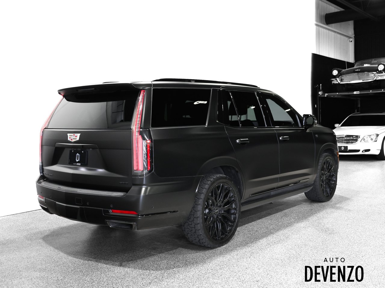 2026 Cadillac Escalade Black Saint-Eustache - photo #2