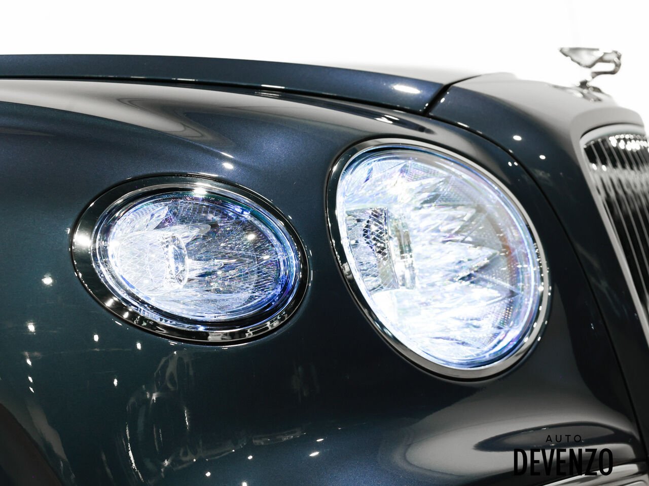 2022 Bentley Flying Spur Grey Saint-Eustache - photo #6