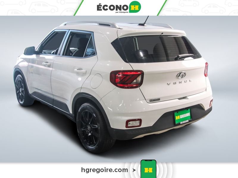 2023 Hyundai Venue White Laval - photo #4