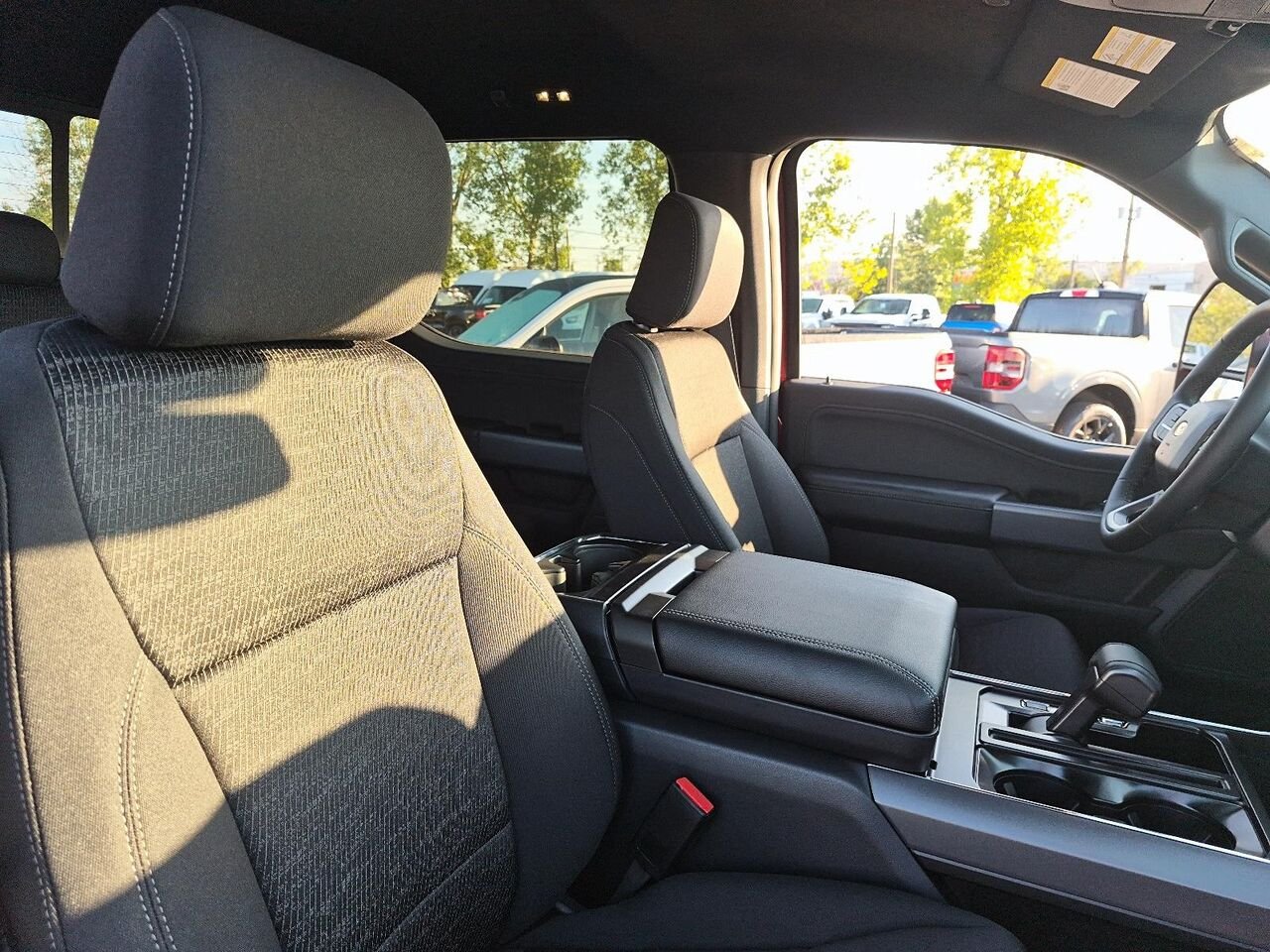 2026 Ford F-150 Ruby Red Metallic Tinted Clearcoat Saint-Jérôme - photo #5