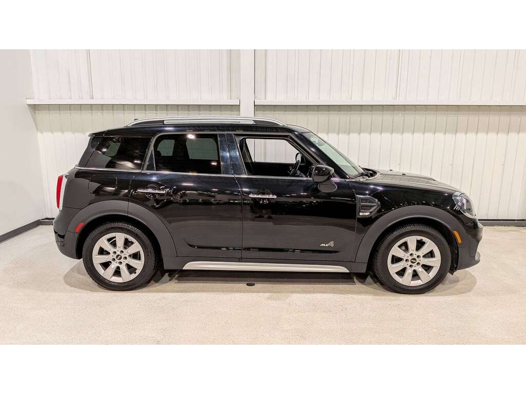MINI Countryman Cooper ALL4 2020 Noir Val-David - photo #7