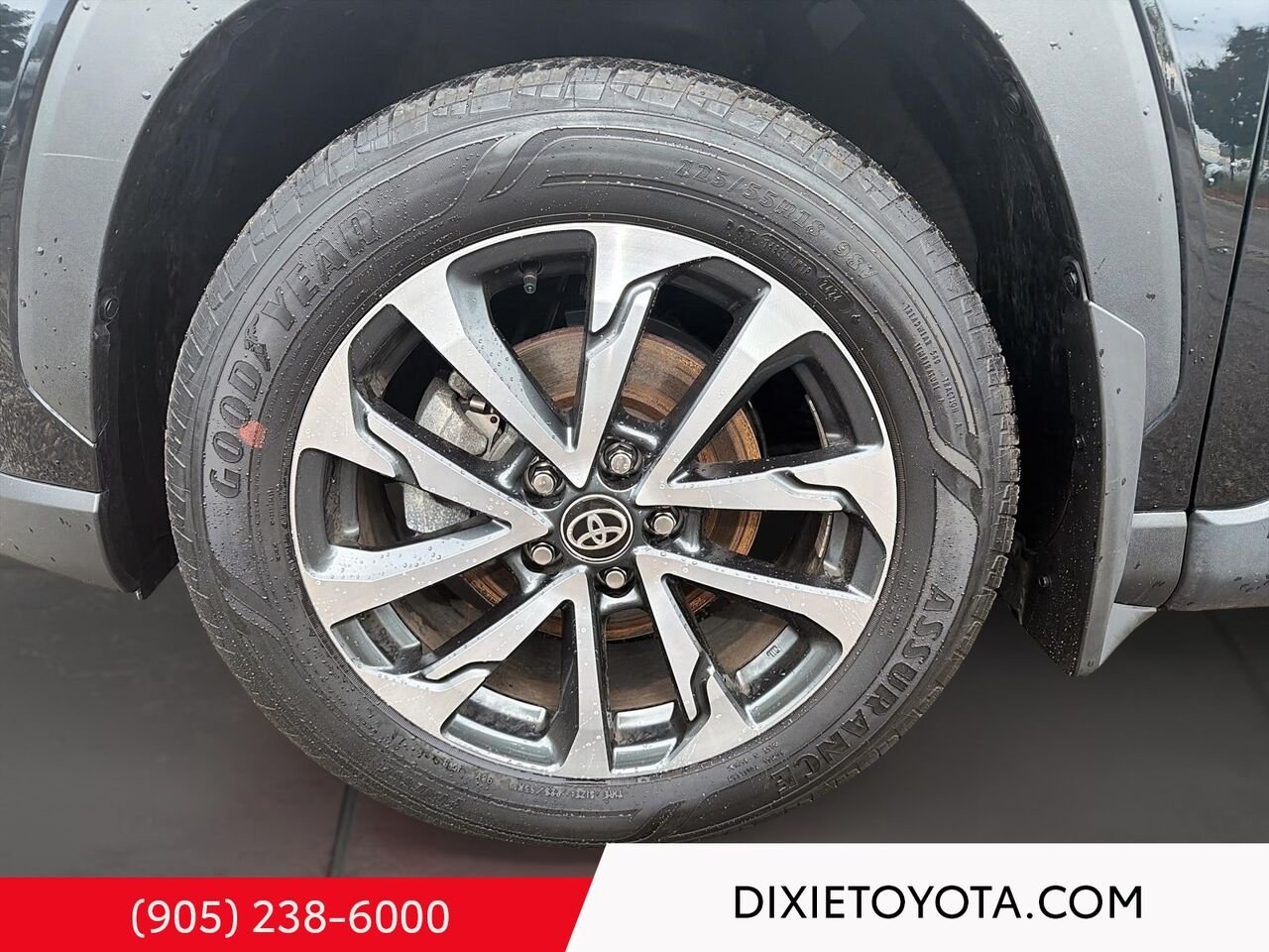 2024 Toyota Corolla Cross LE PREMIUM AWD / CLEAN CARFAX / HEATD SEATS / MOONROOF / ALLOY WHEELS / CARPLAY AND ANDROID AUTO Black Mississauga - photo #6