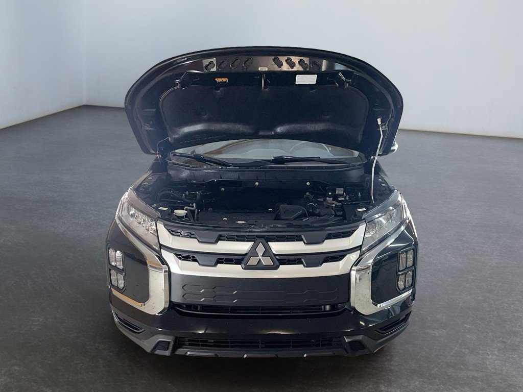 2023 Mitsubishi RVR Black Mont-Laurier - photo #23