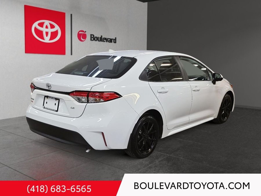 2025 Toyota COROLLA LE White