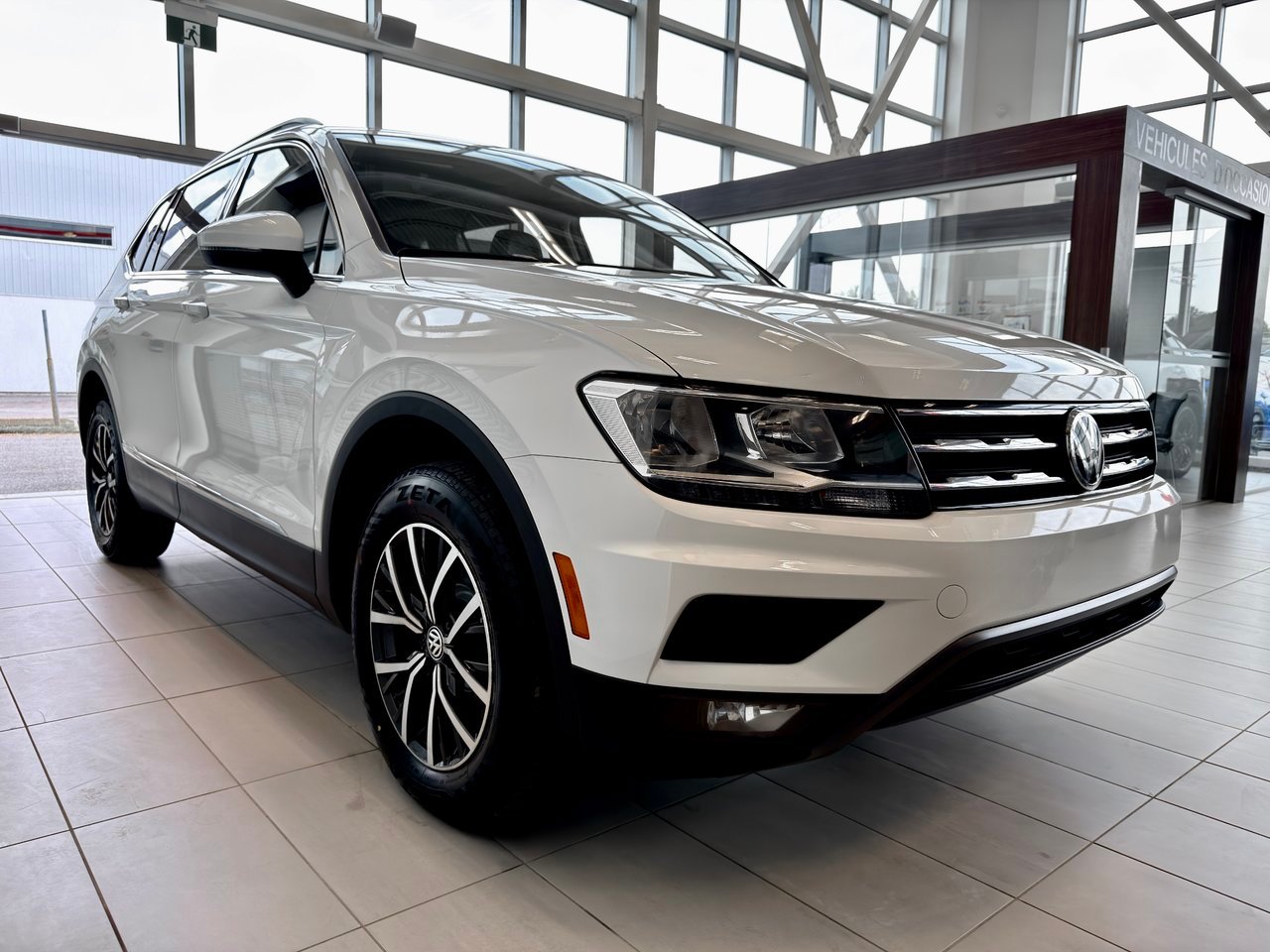 2021 Volkswagen Tiguan White Notre-Dame-des-Prairies - photo #6