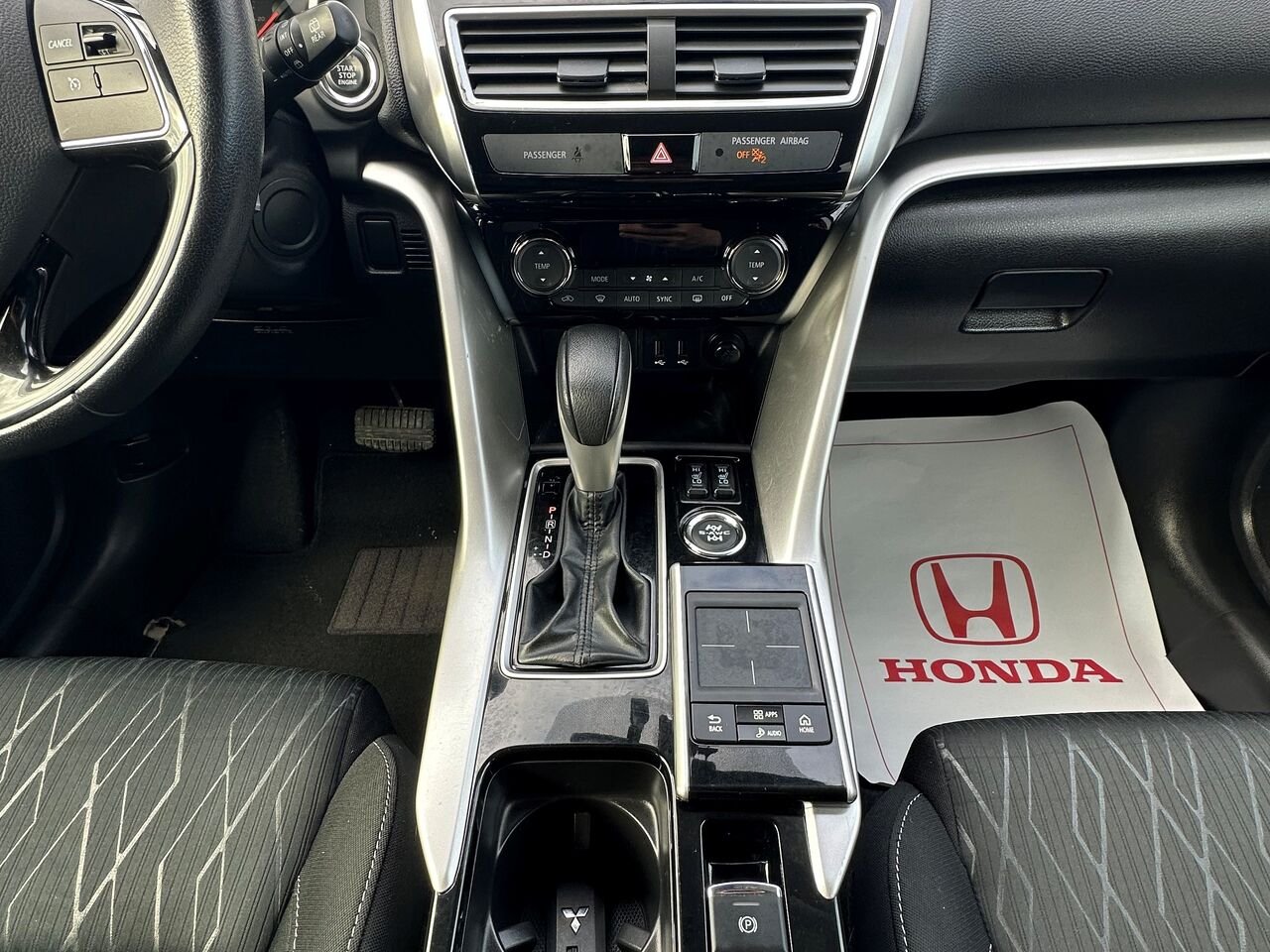 Mitsubishi Eclipse Cross SE S-AWC 2018 Gris Matane - photo #11
