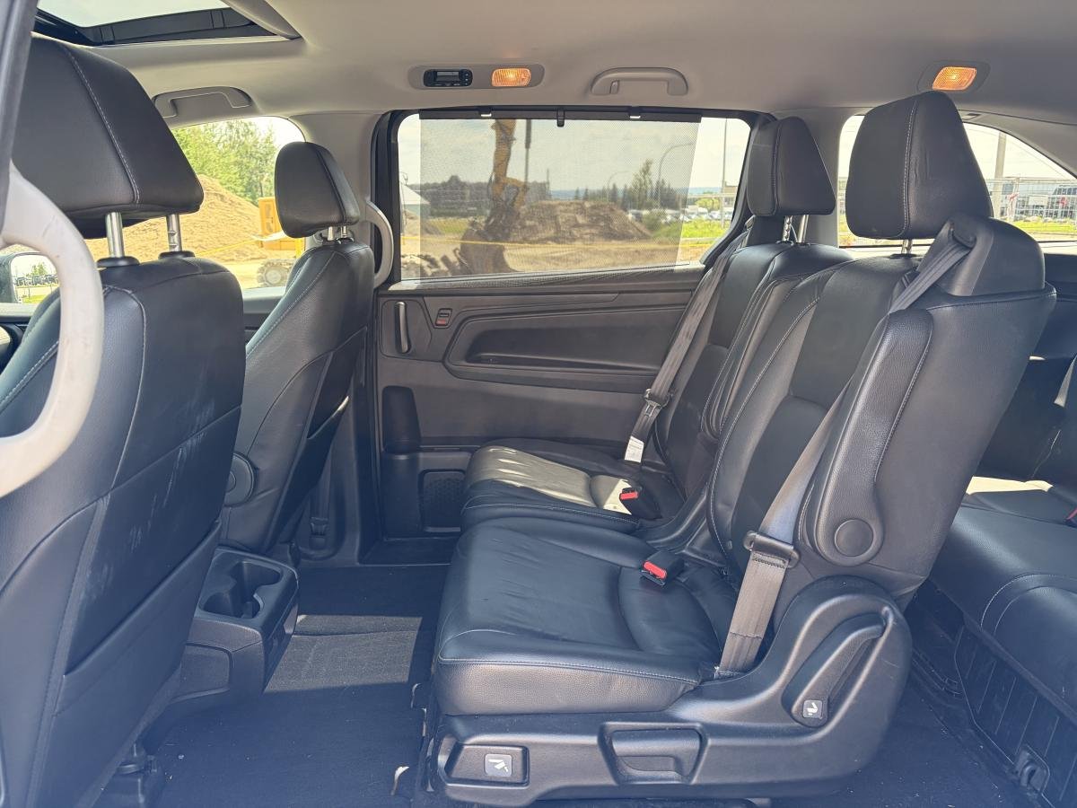 2021 Honda Odyssey Black  - photo #7