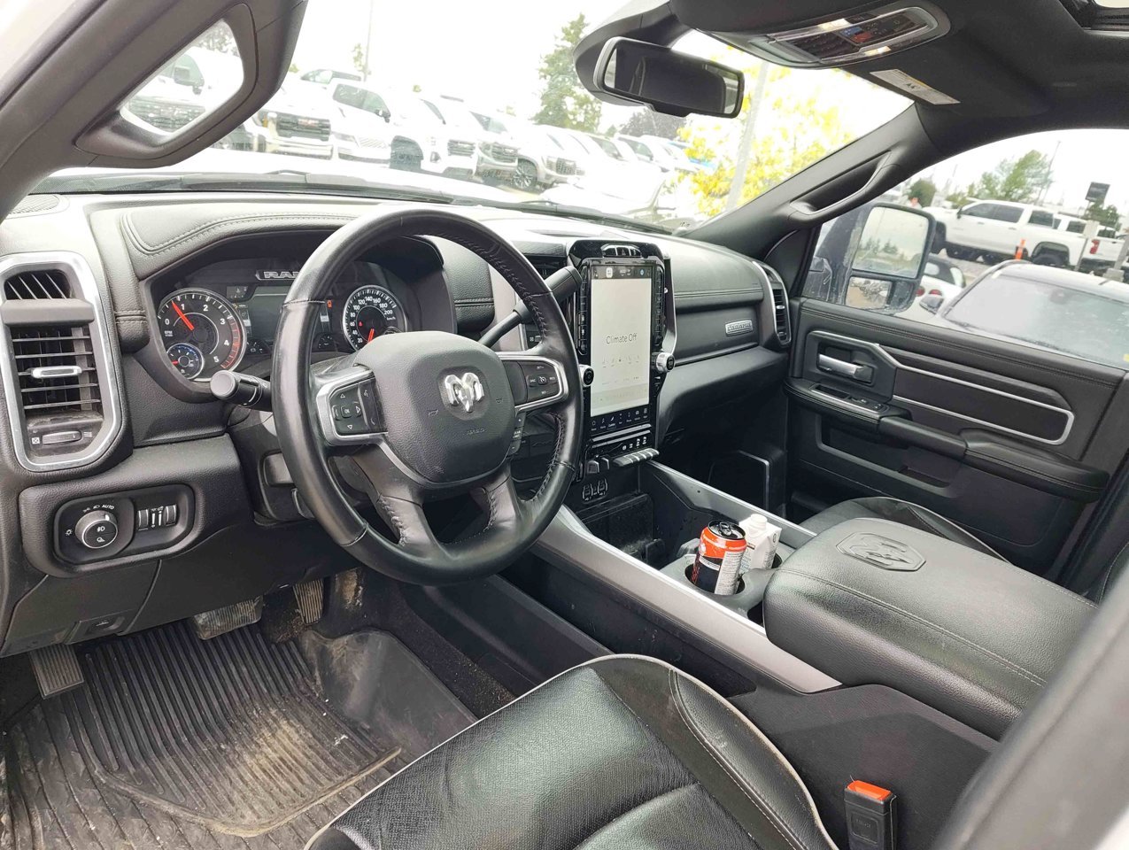 2024 Ram 2500 Laramie 4x4 Mega Cab 6'4 Box White Sherwood Park - photo #6