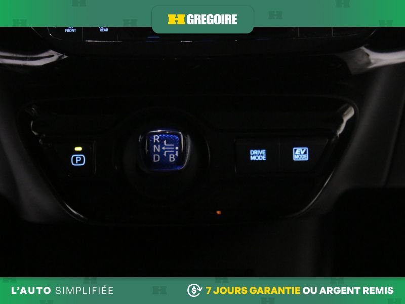 Toyota Prius 2020 Blanc Blainville - photo #21