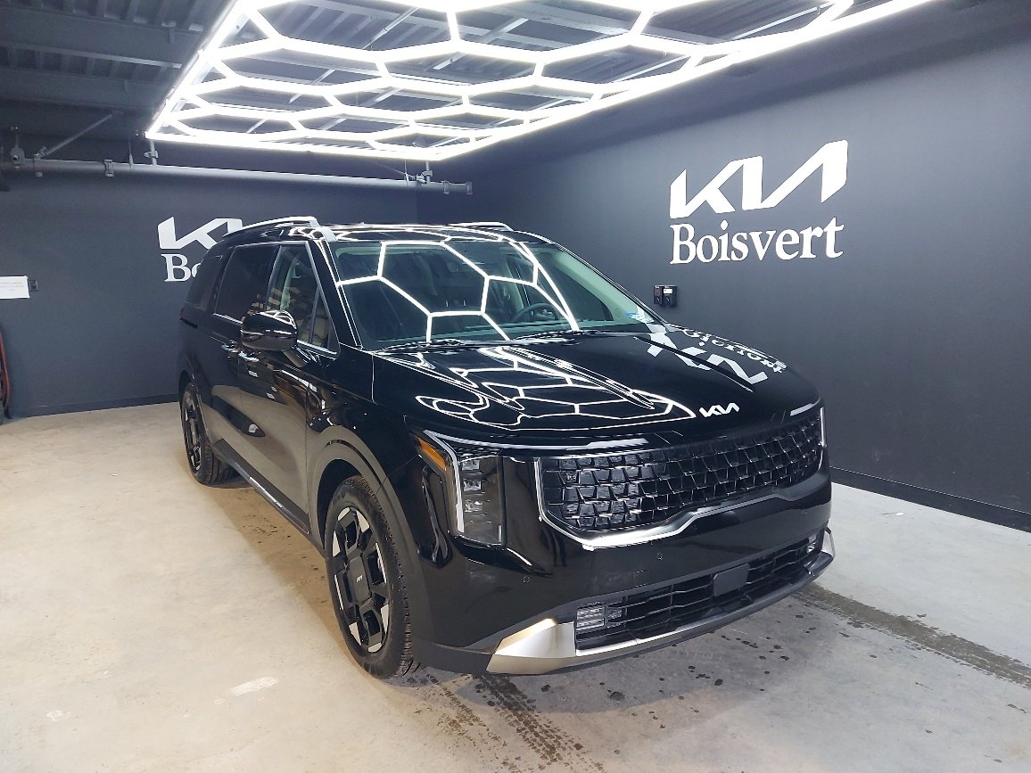 Kia Carnival 2026 Noir aurore nacré Blainville - photo #0