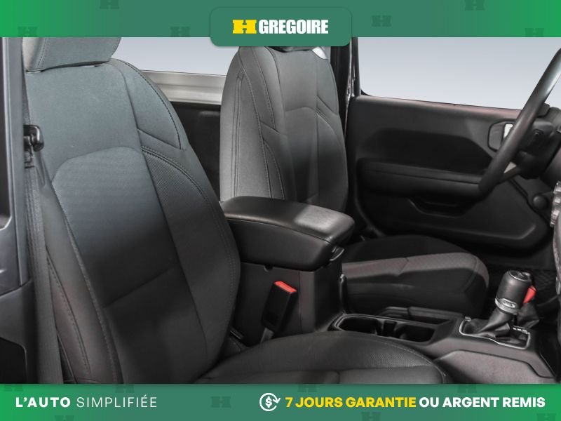 Jeep Wrangler 821782 | Sport 4WD AUTO A/C MAGS CAM RECUL BLUETOOTH 2019 Noir Laval - photo #21