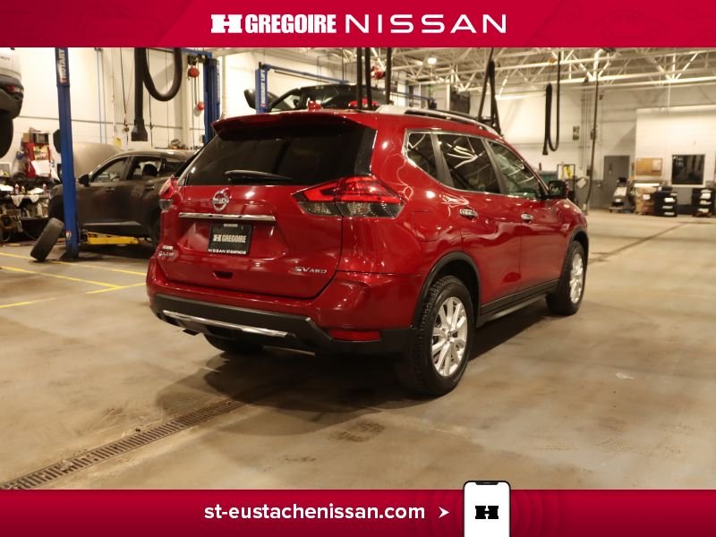 2017 Nissan Rogue Red Laval - photo #12