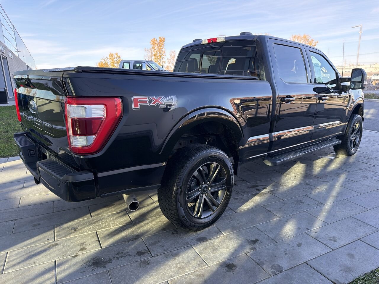 2022 Ford F-150 Black Saint-Jérôme - photo #2