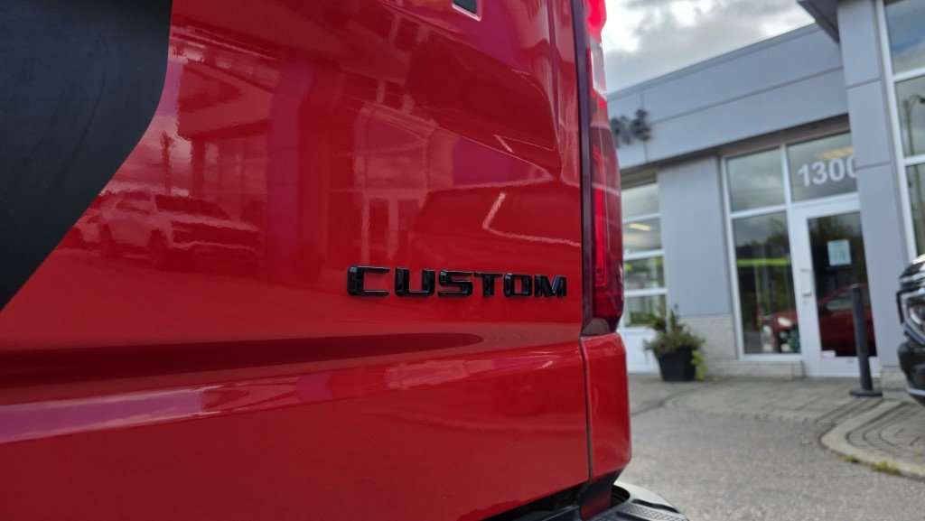 CHEVROLET Silverado 1500 Custom 4X4 2022 Rouge Mont-Laurier - photo #8