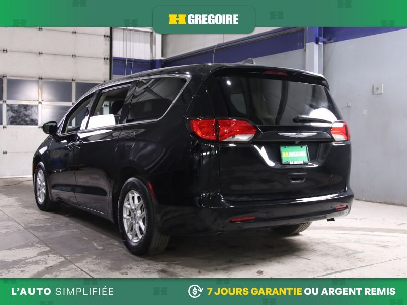 2022 Chrysler Grand Caravan Black Saint-Eustache - photo #4