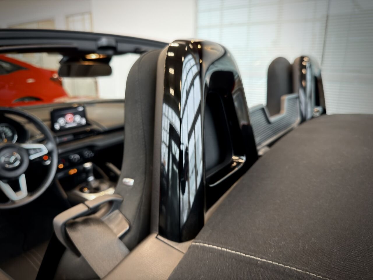 2023 Mazda MX-5 Black Notre-Dame-des-Prairies - photo #20