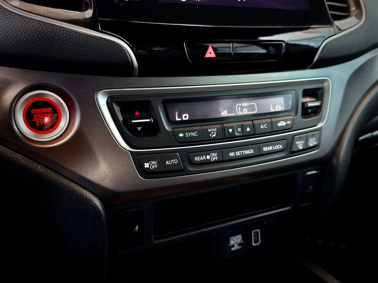 2020 Honda Passport Black Notre-Dame-des-Prairies - photo #25
