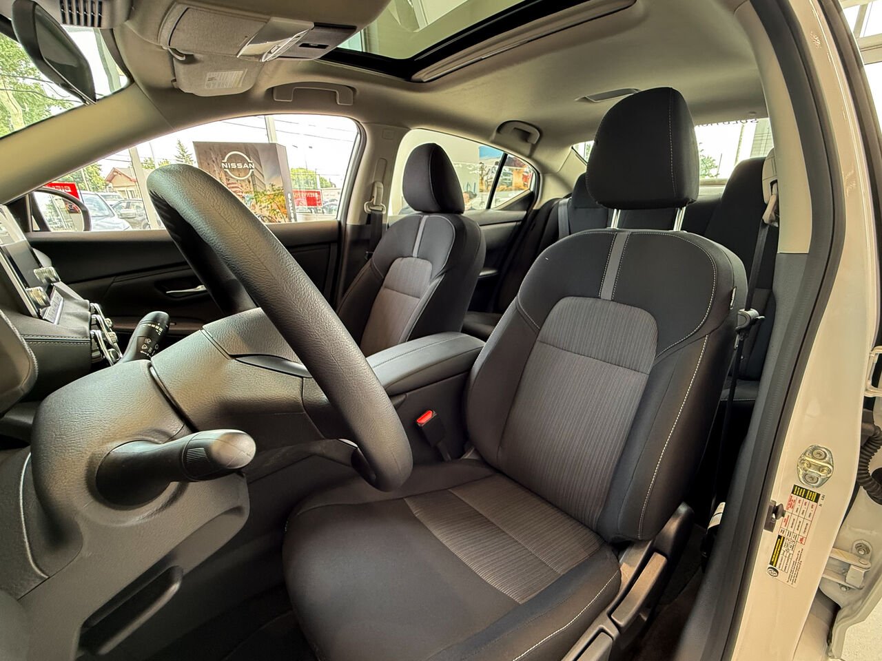 2025 Nissan Sentra SENTRA SV TOIT OUVRANT Aspen White TriCoat Châteauguay - photo #9