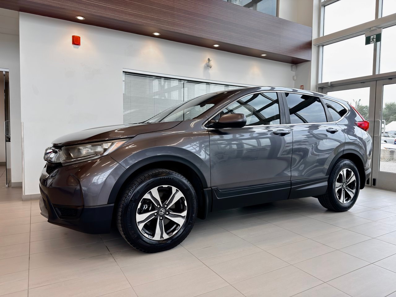 Honda CR-V LX 4WD 2017 Notre-Dame-des-Prairies - photo #2