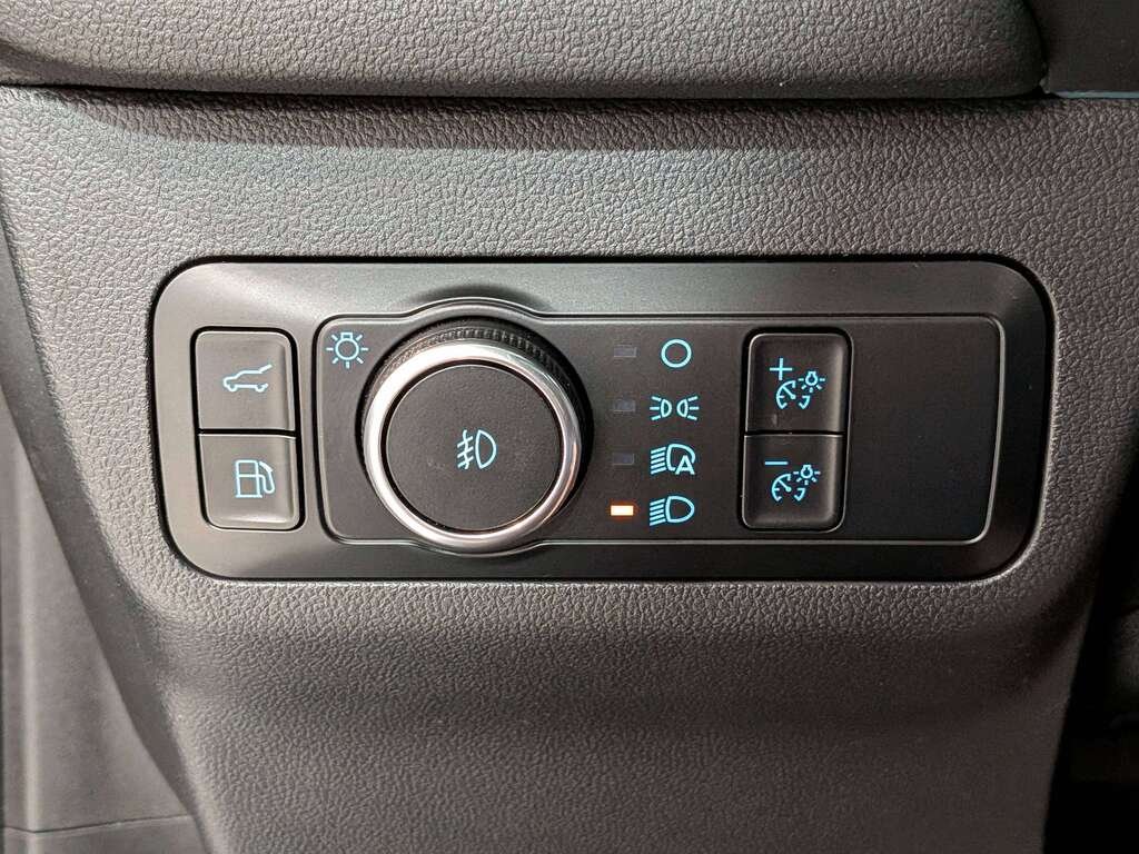 Ford Escape PHEV FWD 2024 Noir Val-David - photo #35