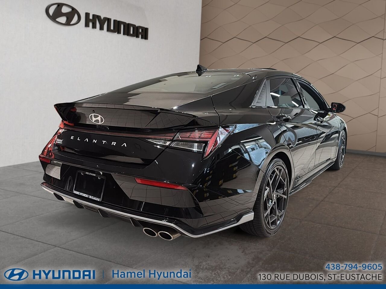 Hyundai Elantra 2024 Noir Saint-Eustache - photo #1