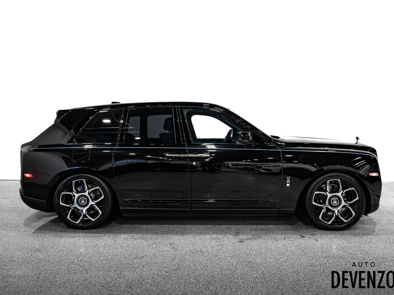2023 Rolls-Royce Cullinan Blue Saint-Eustache - photo #2