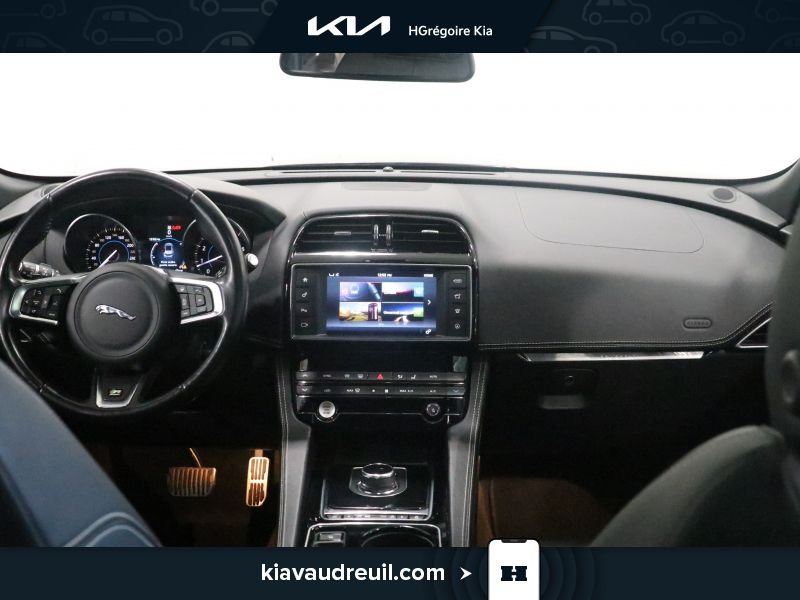 Jaguar F-PACE KW8096 | 35t R-Sport 2017 Noir Laval - photo #16