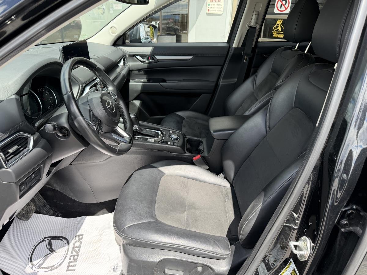 2023 Mazda CX-5 Black Lac Mégantic - photo #9