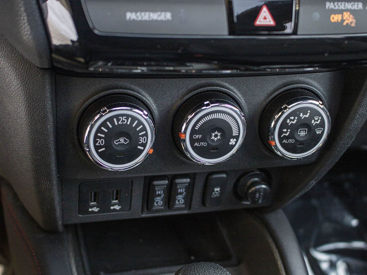 2019 Mitsubishi RVR GT-AWD Black Montreal - photo #13