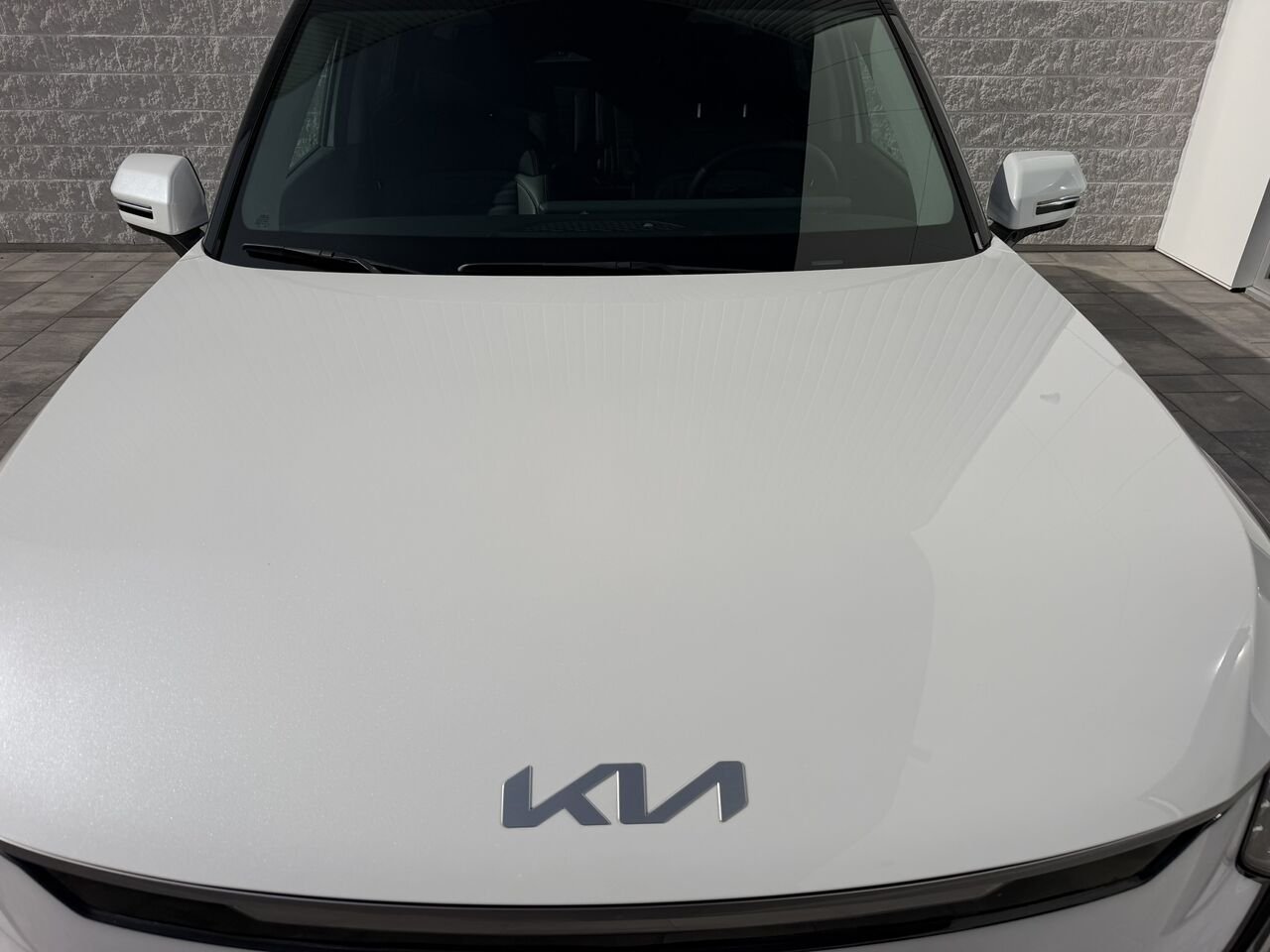 2025 Kia EV9 Land AWD White Laval - photo #6