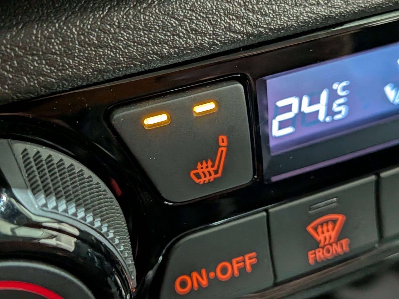 2024 Nissan Kicks SV FWD Blue Val-David - photo #2