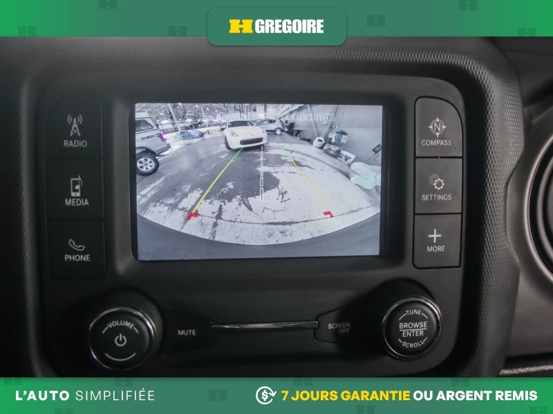Jeep Wrangler 821782 | Sport 4WD AUTO A/C MAGS CAM RECUL BLUETOOTH 2019 Noir Laval - photo #13