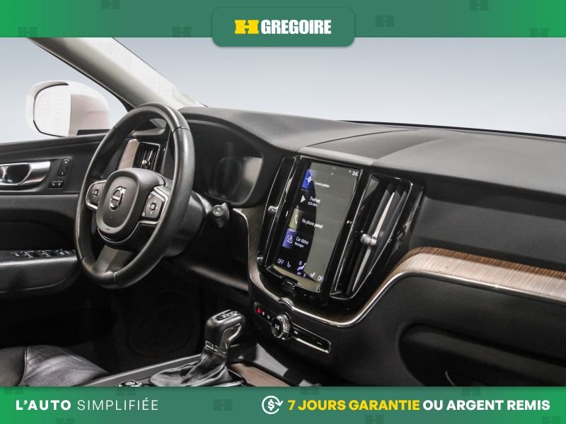2021 Volvo XC60 White Blainville - photo #31