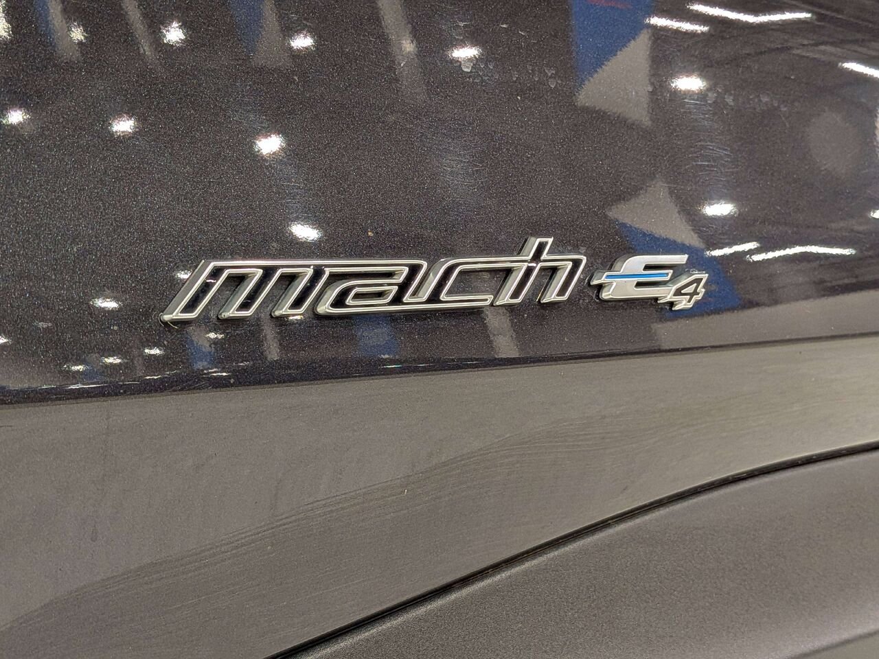 2022 Ford Mustang Mach-E Select AWD Black Val-David - photo #36